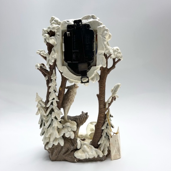 🕰️🌘🐺Cadona - Vintage Collectible Wolf Mantel Quartz Clock. - Picture 8 of 16